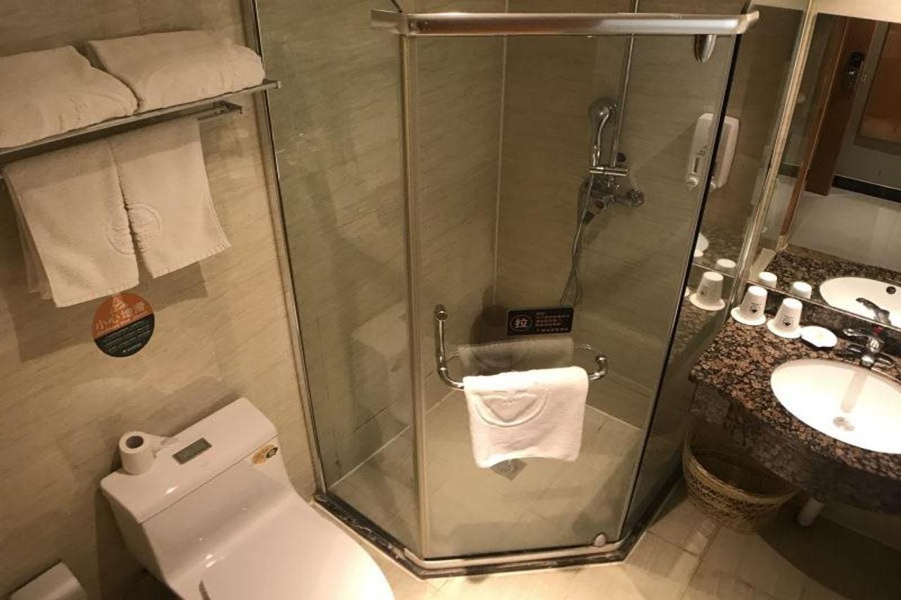 Greentree Inn Jiangsu Wuxi Jiangyin Zhouzhuang Shiji Avenue Business Hotel Buitenkant foto
